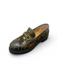 Mocassins em pele animal print com detalhe dourado