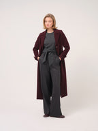 Calça de riscas bordeaux Cristina Barros – imagem 2