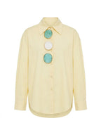 Camisa amarelo manteiga com aplicações Maïttè