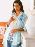 Blusa azul claro com borboletas Maïttè